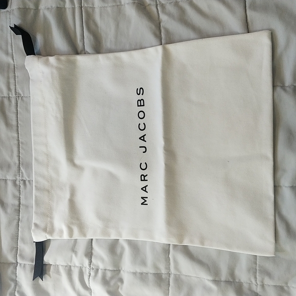 Designer dust bags - Picture 3 of 7